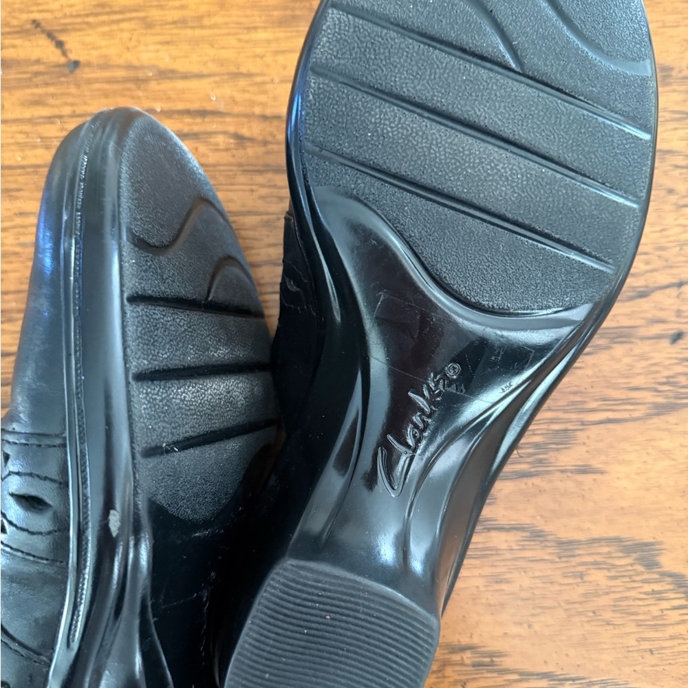 Clark’s clogs 8.5M - Picture 7 of 9